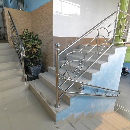 Reddoorz Near Nagoya Hill Ξενοδοχείο Batam Εξωτερικό φωτογραφία