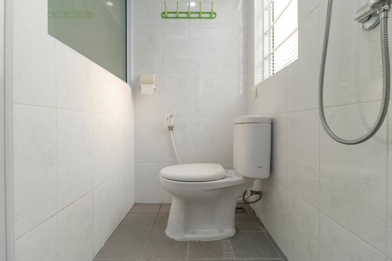 Reddoorz Near Nagoya Hill Ξενοδοχείο Batam Εξωτερικό φωτογραφία