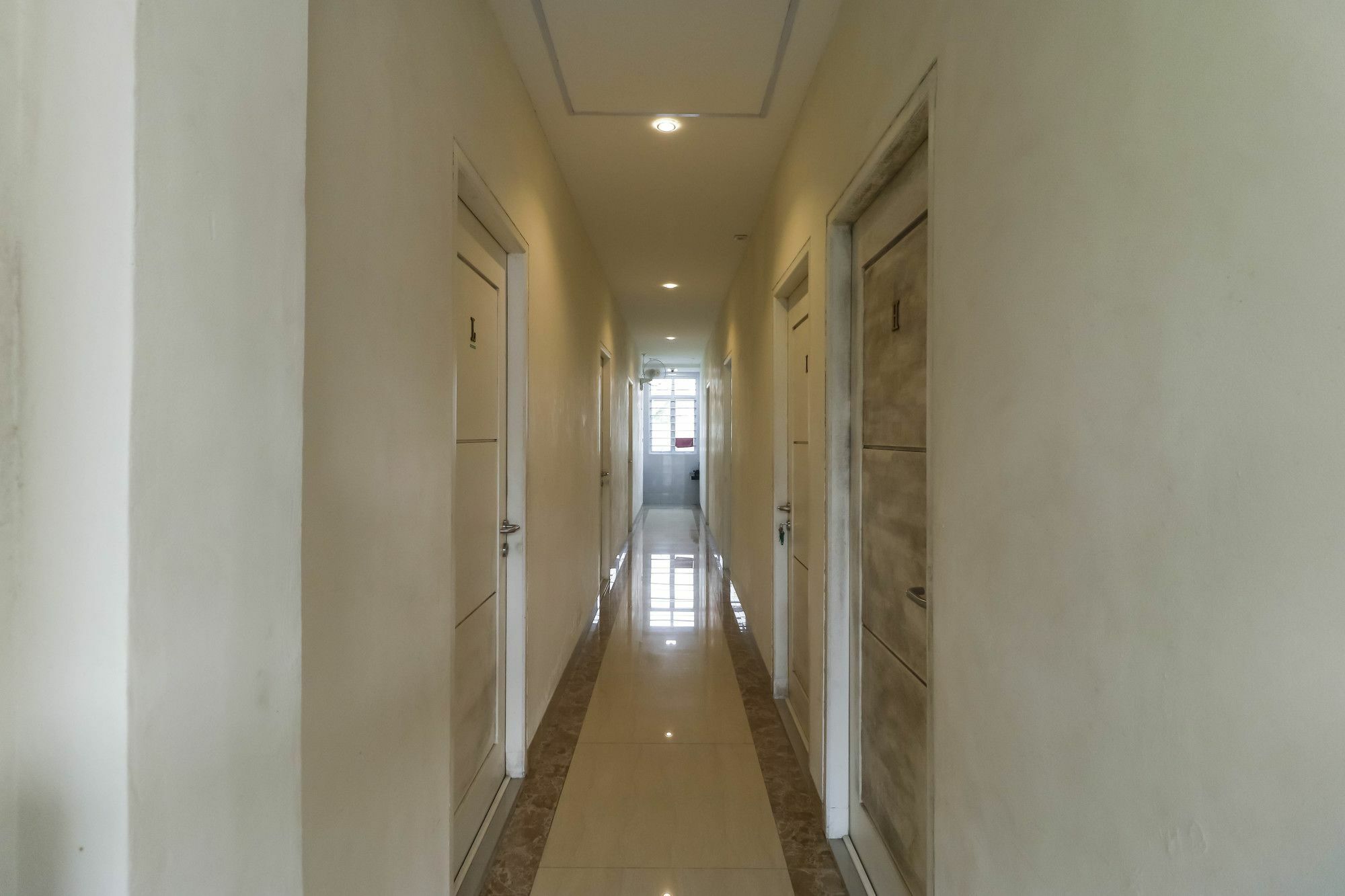 Reddoorz Near Nagoya Hill Ξενοδοχείο Batam Εξωτερικό φωτογραφία
